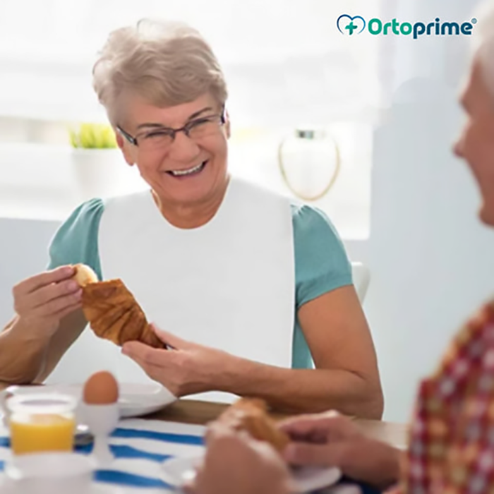 adult-feeding-bib-waterproof-protection-ortoprime-uk