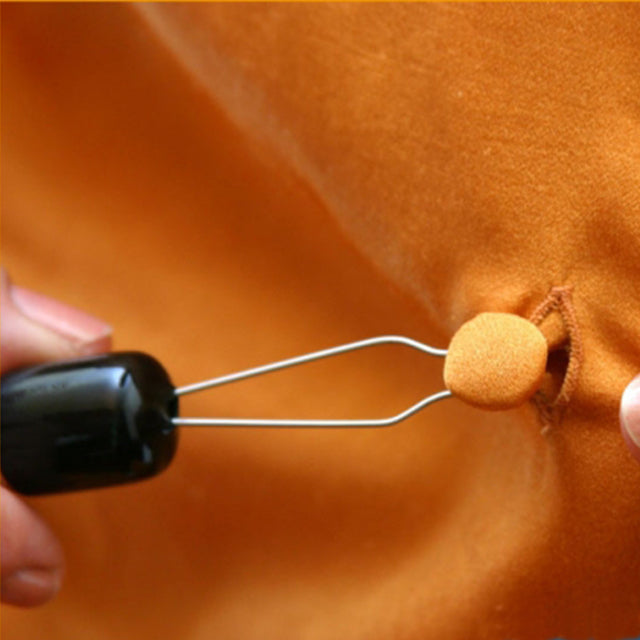 elderly-dressing-aid-zipper-button-hook-ortoprime-uk