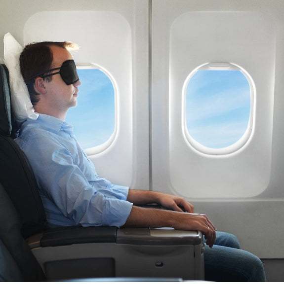 ergonomic-black-eye-mask-for-rest-ortoprime-uk